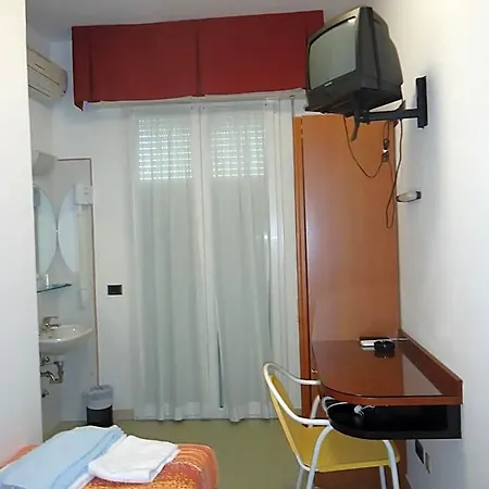 Hotel L&v 3*