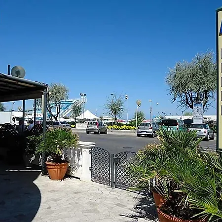 Hotel L&v Rimini