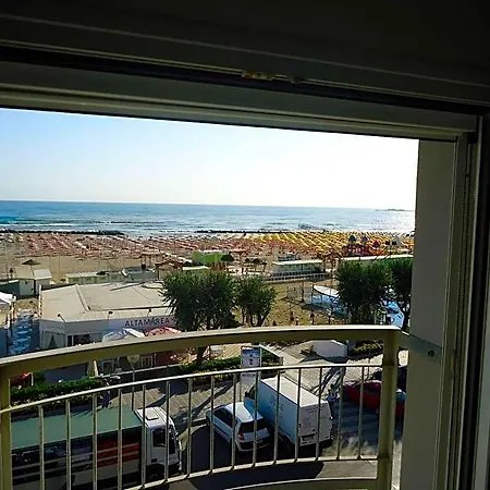 L&v 3* Rimini